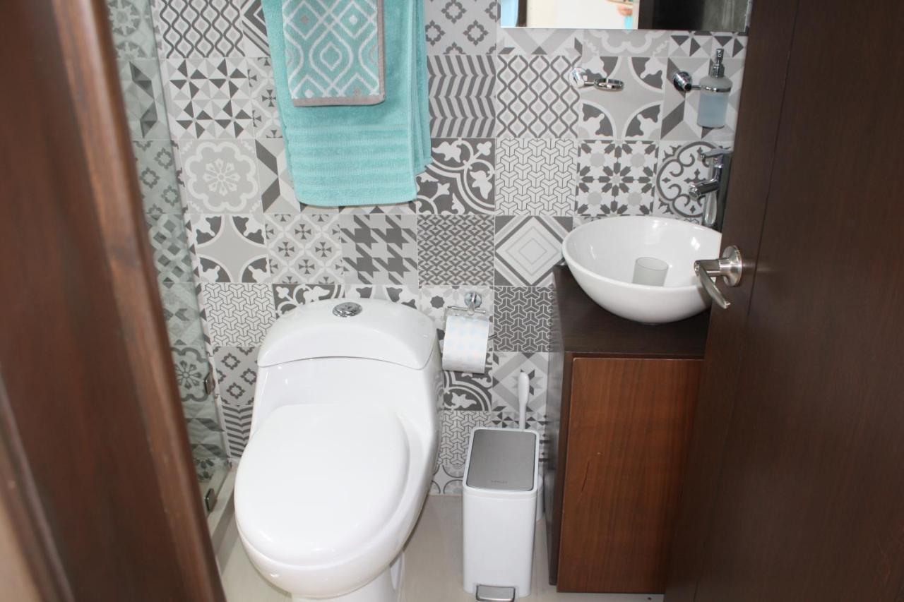 2Br/2Ba Condo 1 Block To Ocean! - Unit 6 Mazatlán Zewnętrze zdjęcie