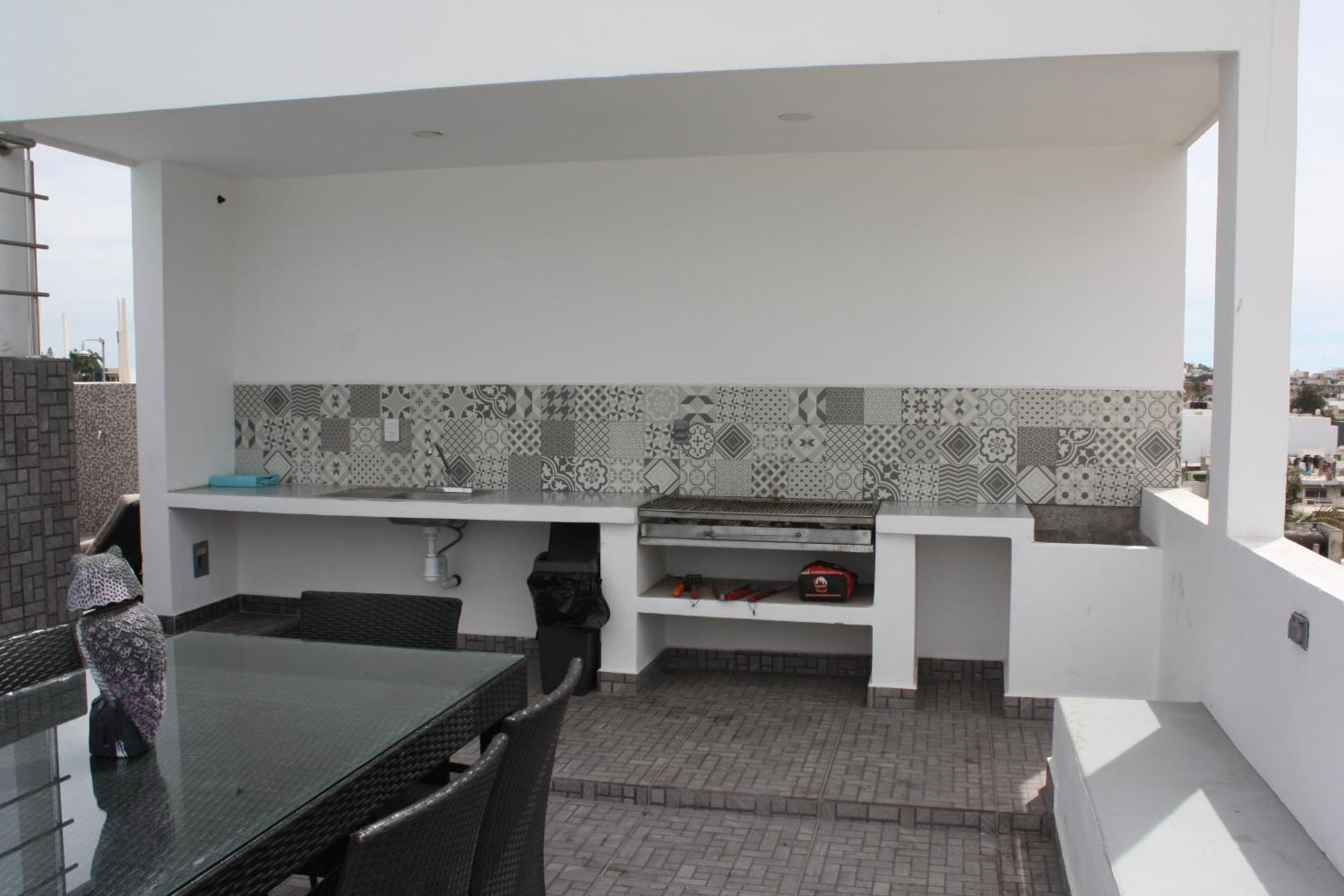 2Br/2Ba Condo 1 Block To Ocean! - Unit 6 Mazatlán Zewnętrze zdjęcie