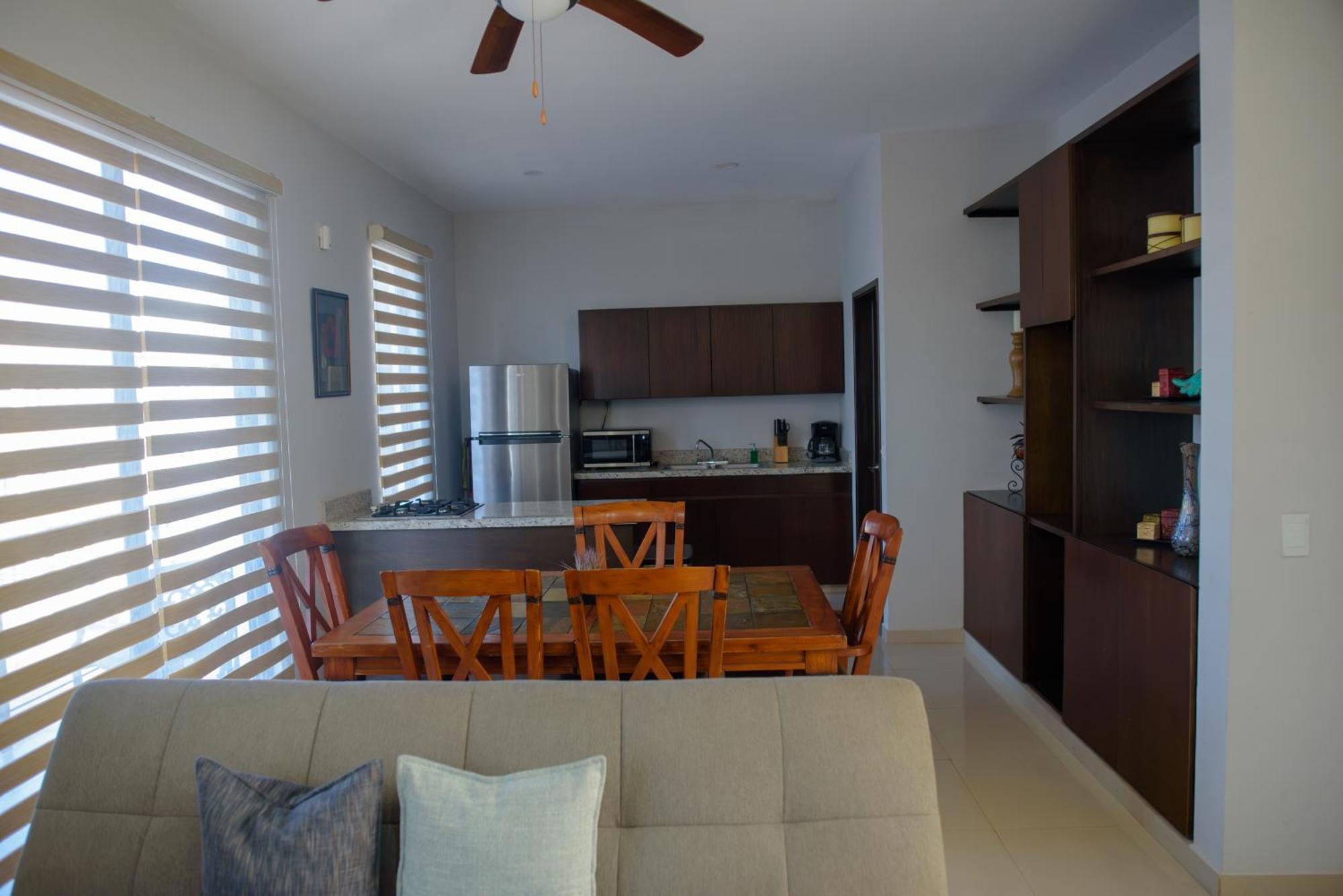 2Br/2Ba Condo 1 Block To Ocean! - Unit 6 Mazatlán Zewnętrze zdjęcie