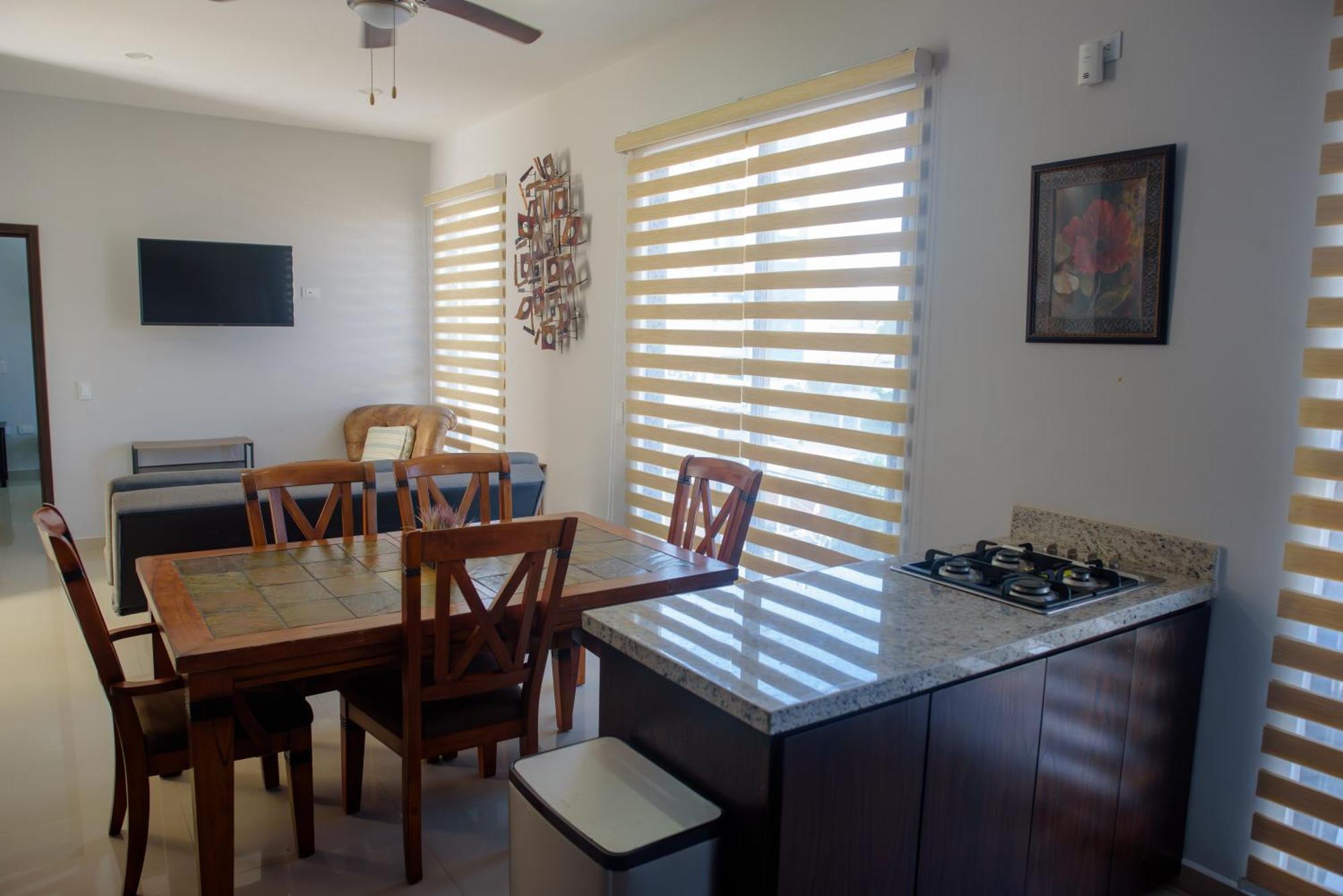 2Br/2Ba Condo 1 Block To Ocean! - Unit 6 Mazatlán Zewnętrze zdjęcie